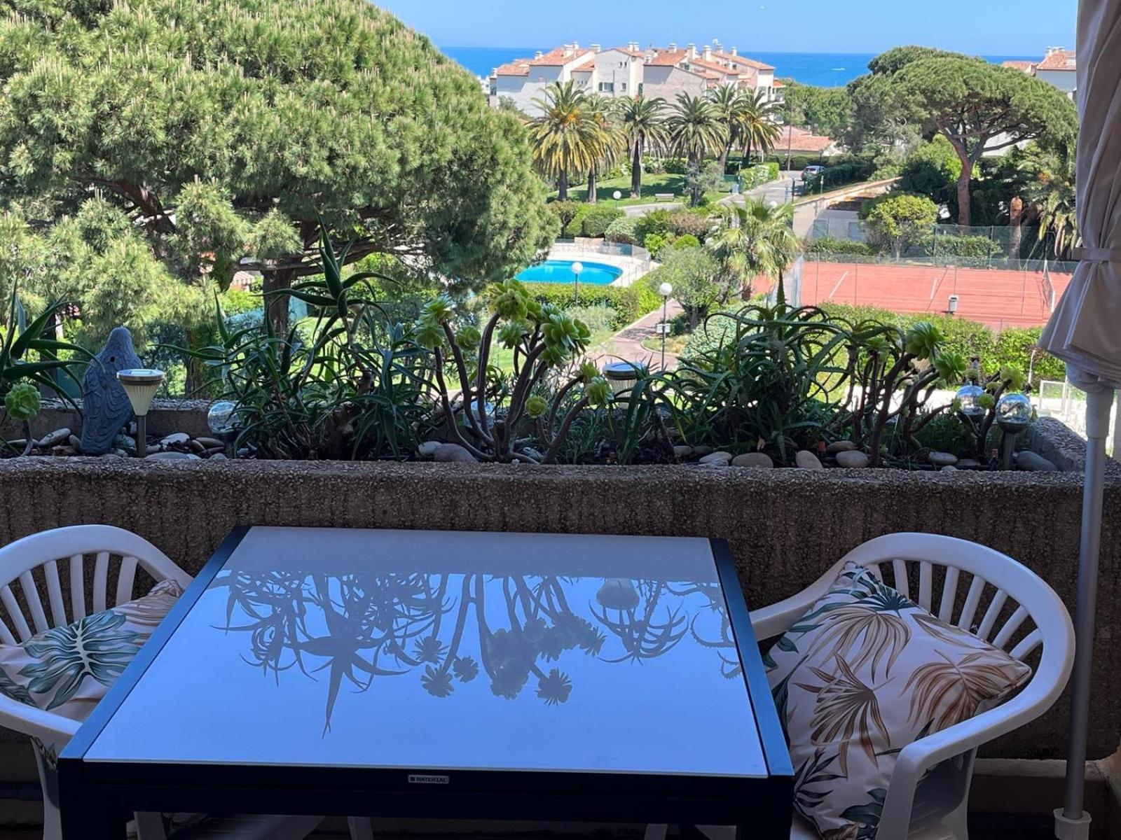 Antibes Secured Parc Velusine With Private Parking, Terrace, Pools And Tennis Courts. ภายนอก รูปภาพ